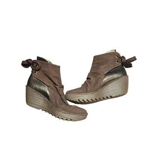 Fly London Sz 40 US 9/9.5 Yama Brown Leather Ankle Booties Chunky Sole Platform